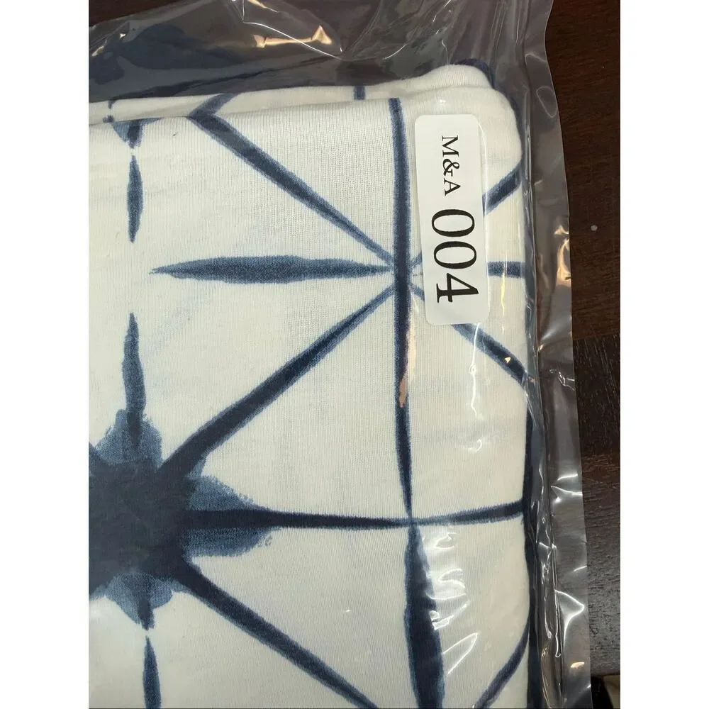 NWT Monica and Andy Newborn Baby Boy Hospital Cuddle Box - Navy Shibori- 4pc bun